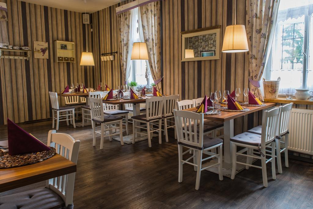 Restaurace Stara Lipa Hotel Ceska Lipa Luaran gambar