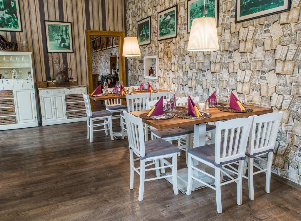 Restaurace Stara Lipa Hotel Ceska Lipa Luaran gambar